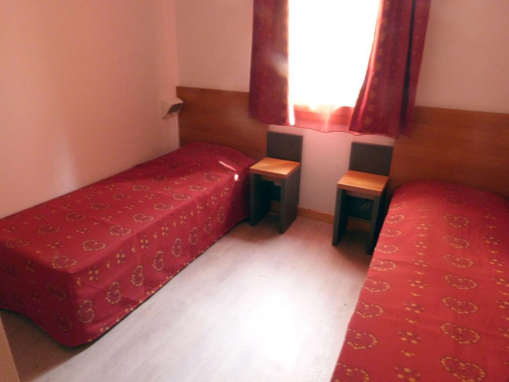 Goelia Les Chalets De Belledonne Saint-Colomban-des-Villards Стая снимка
